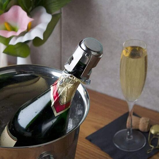 Pudeļu korķi, aizbāžņi, attaisāmie