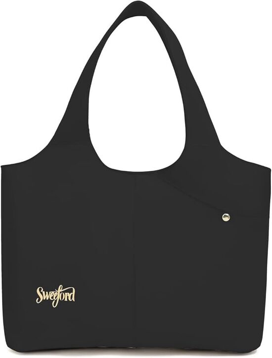 Liela sieviešu soma ar rāvējslēdzēju. melna