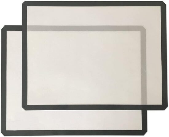 2 karstumizturīgi silikona cepšanas paklājiņi